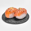 70 Lachs Nigiri (2 Stück)